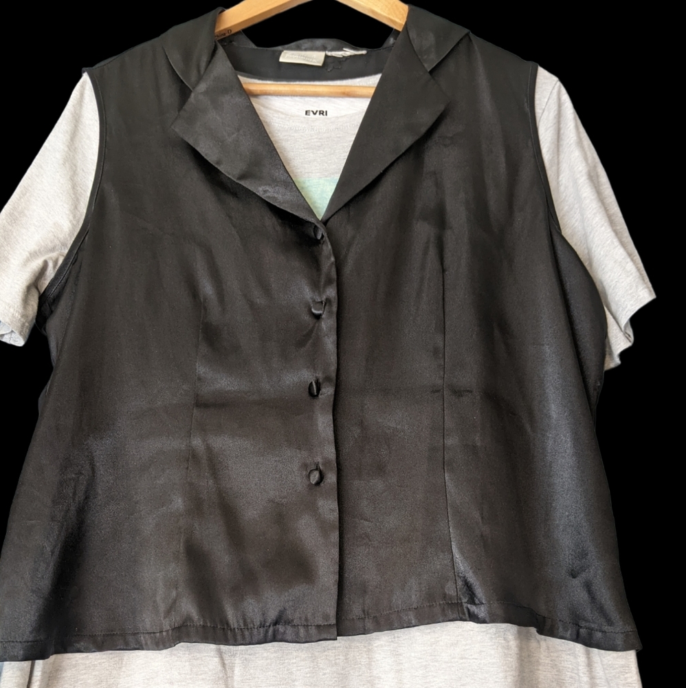 Button Up Vest/Blouse - Picture 6 of 7